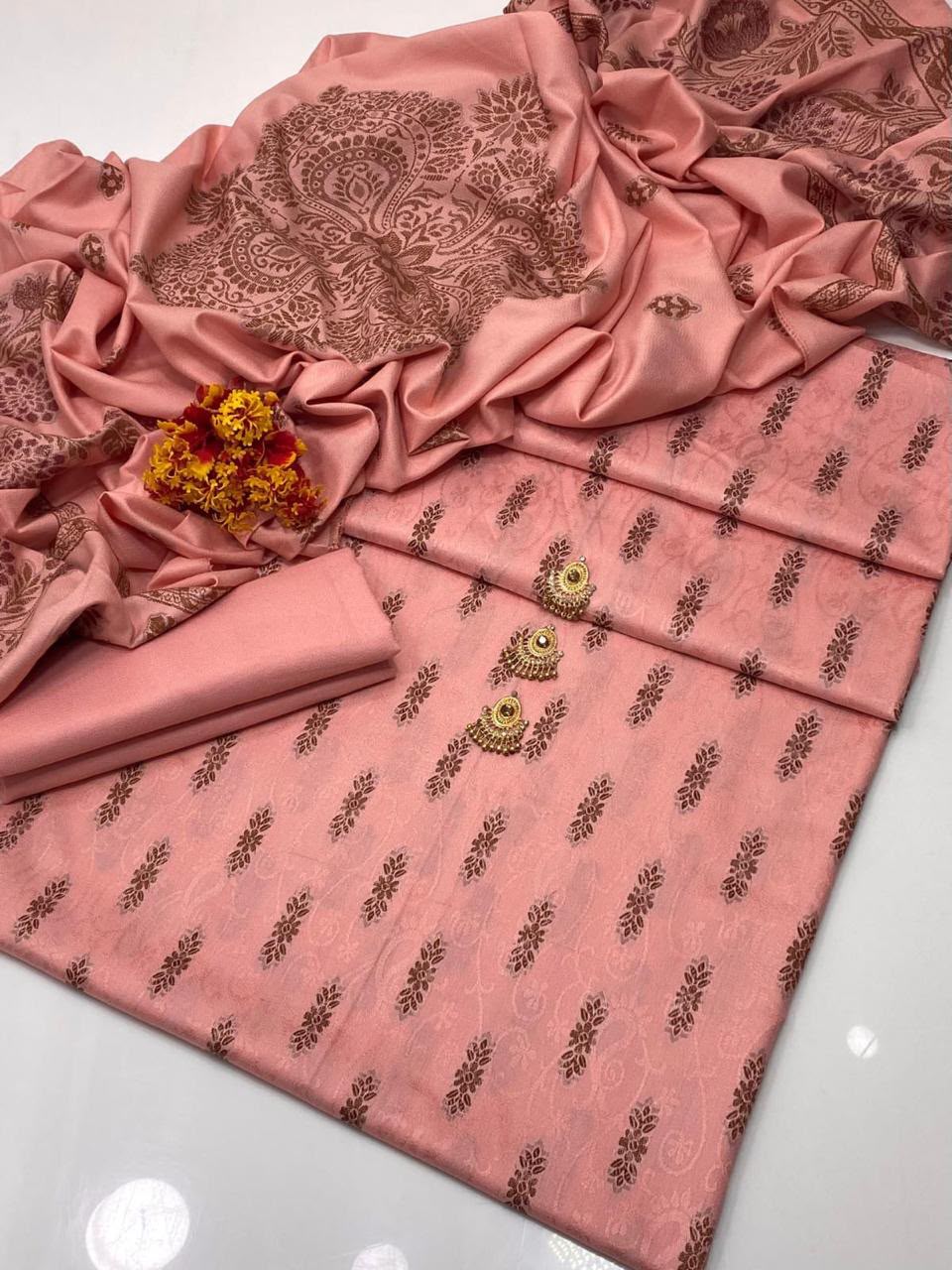 *DHANAK JACQUARD BAROSHA SELF EMBROIDERED UNSTITCHED 3pc*