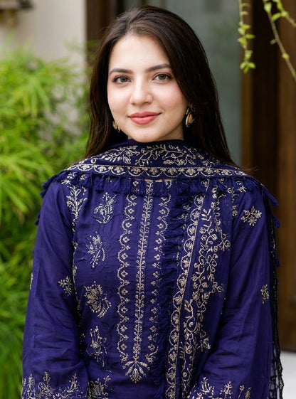 BRAND:*NISA* dhanak embroidered hit code unstiched 3pc
